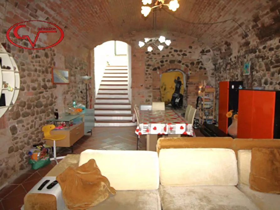 Immagine 14 di Villetta a schiera in vendita  in Restone a Figline E Incisa Valdarno