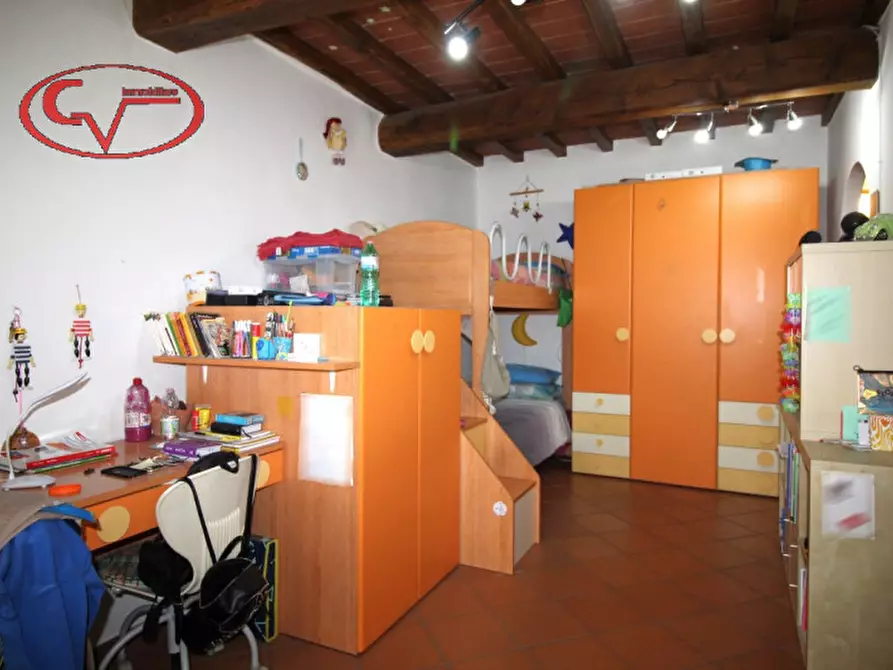 Immagine 15 di Villetta a schiera in vendita  in Restone a Figline E Incisa Valdarno