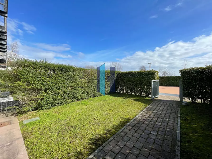 Immagine 20 di Villetta a schiera in vendita  in Via San Benedetto a Brescia