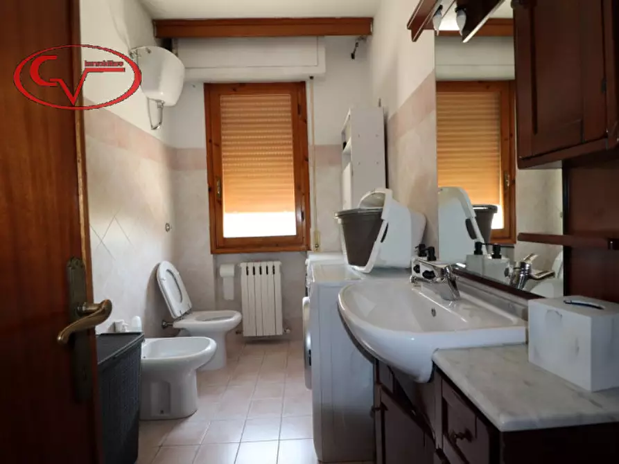 Immagine 8 di Appartamento in vendita  in levane a Montevarchi