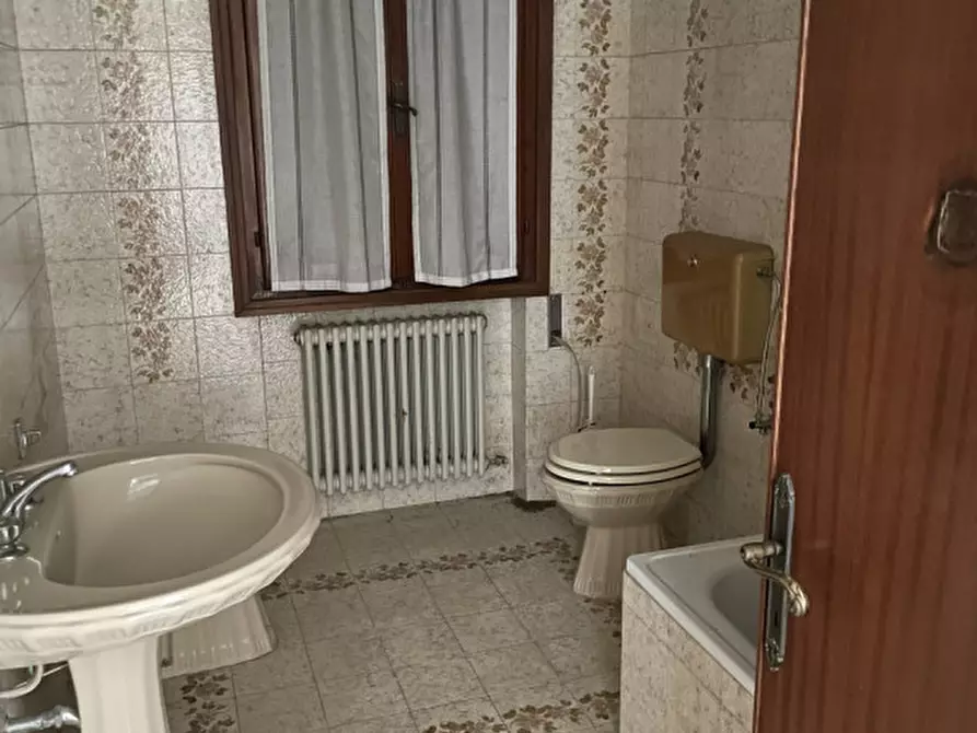 Immagine 6 di Casa indipendente in vendita  in via verdi a Castello Di Godego