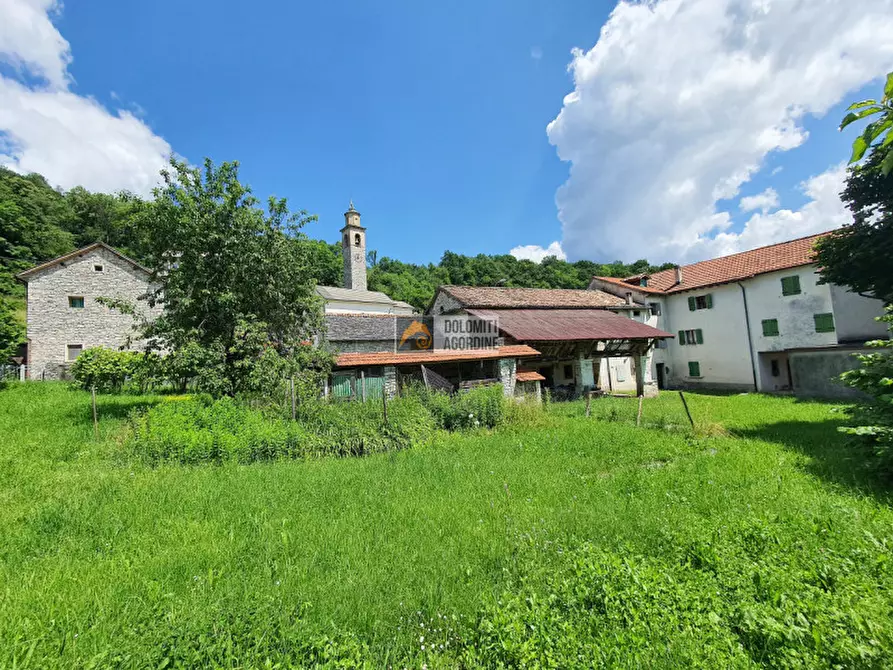 Immagine 11 di Rustico / casale in vendita  in Località Cugnan a Ponte Nelle Alpi