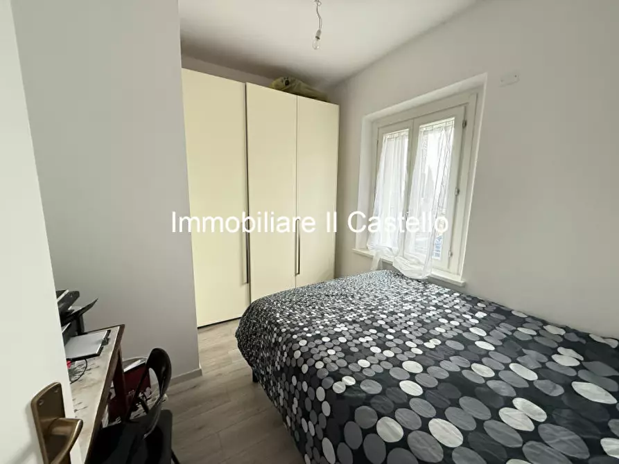 Immagine 8 di Villa in vendita  a Castiglione Del Lago