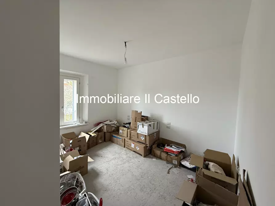 Immagine 13 di Villa in vendita  a Castiglione Del Lago