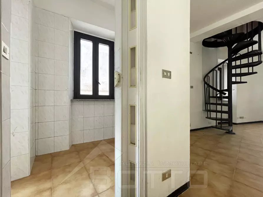 Immagine 3 di Appartamento in vendita  in via giacomo ravizza 8 a Soriso