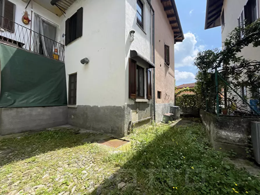 Immagine 14 di Appartamento in vendita  in via giacomo ravizza 8 a Soriso