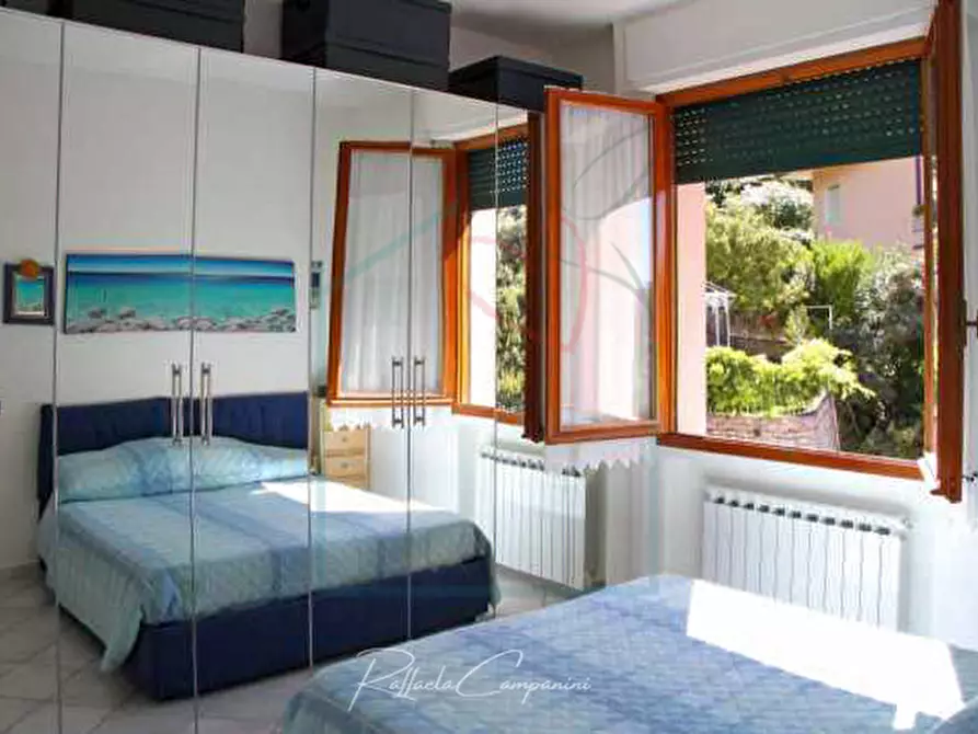 Immagine 5 di Appartamento in vendita  in Carboniano 3° traversa 16 a Lerici