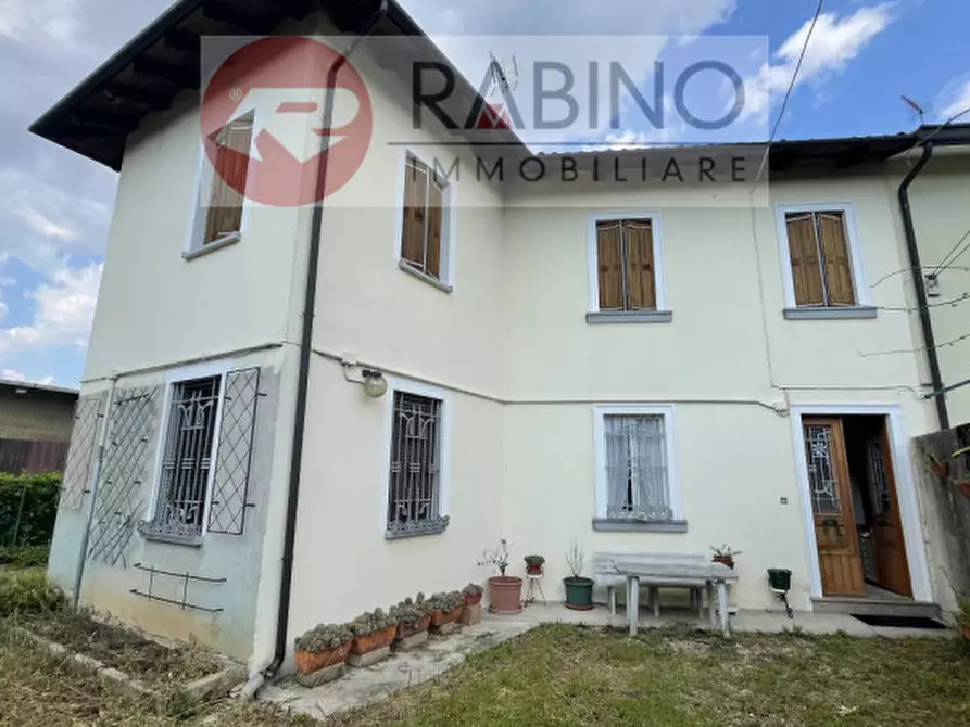 Immagine 1 di Casa indipendente in vendita  in via buttrio 398 a Udine