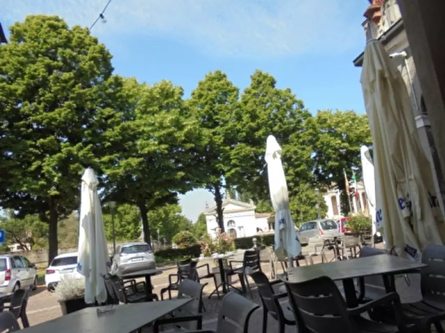 Immagine 7 di Magazzino in vendita  a Fratta Polesine