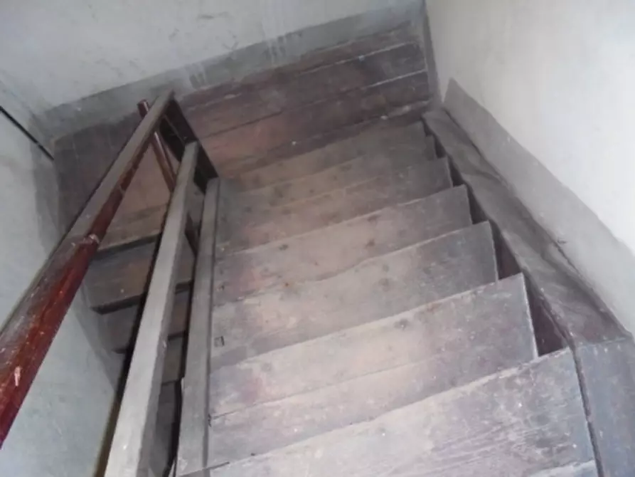 Immagine 14 di Magazzino in vendita  a Fratta Polesine