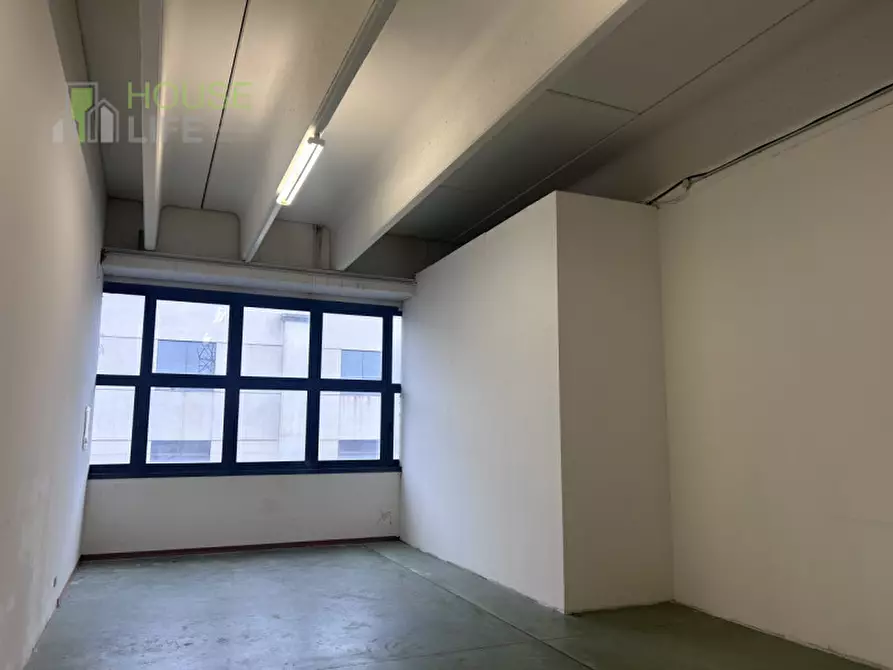 Immagine 5 di Ufficio in vendita  in Via Monte Pasubio a Zanè