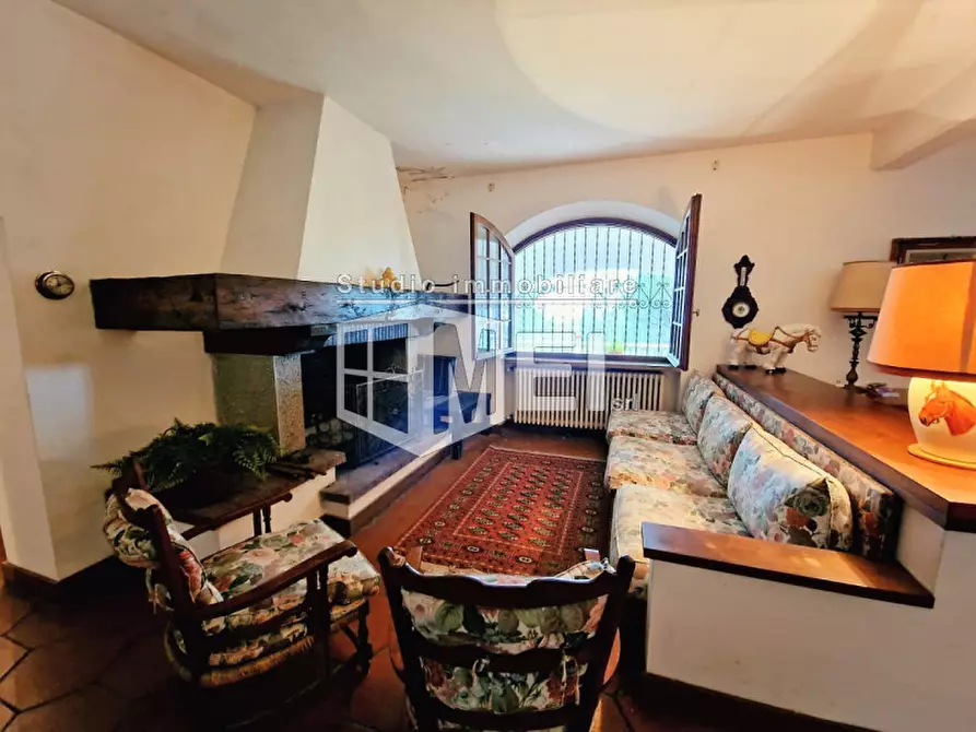 Immagine 6 di Villa in vendita  in via della valle benedetta a Livorno