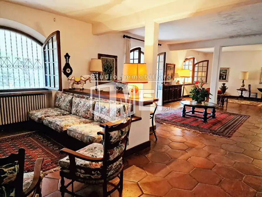 Immagine 7 di Villa in vendita  in via della valle benedetta a Livorno