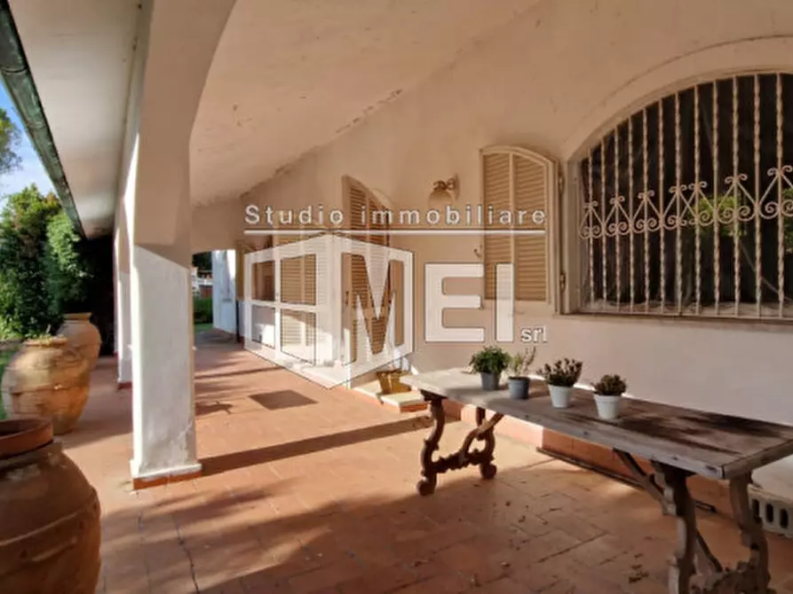 Immagine 24 di Villa in vendita  in via della valle benedetta a Livorno