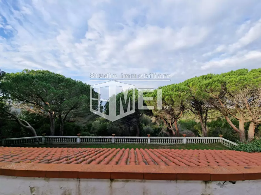 Immagine 27 di Villa in vendita  in via della valle benedetta a Livorno