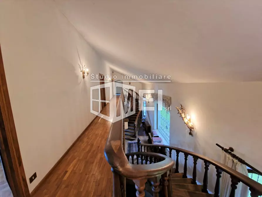 Immagine 39 di Villa in vendita  in via della valle benedetta a Livorno