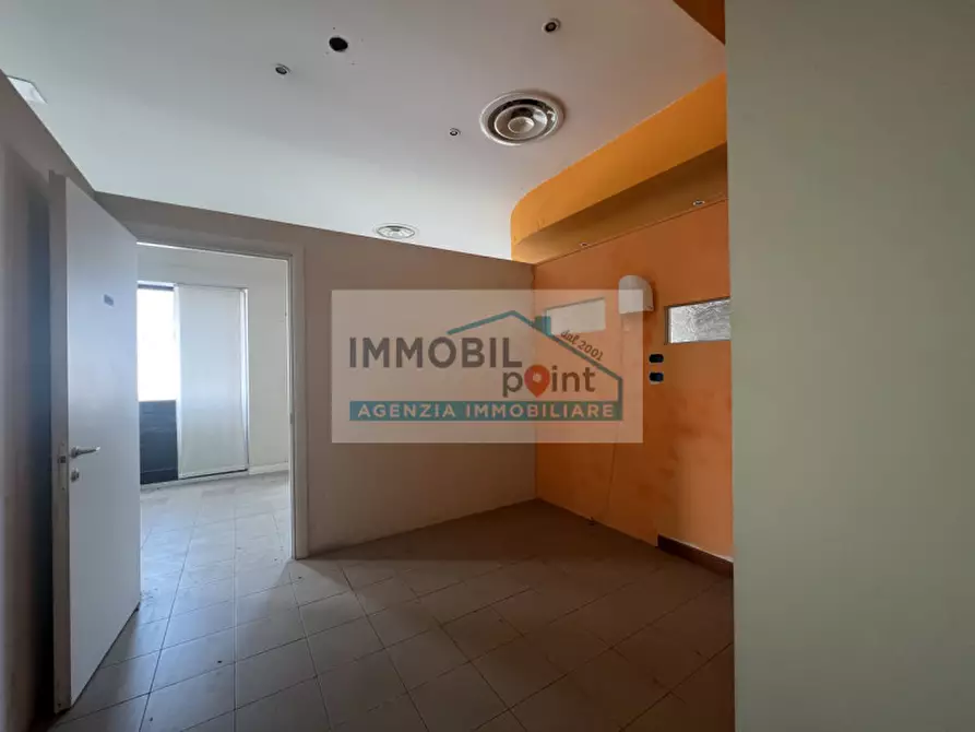Immagine 12 di Ufficio in vendita  in via Galileo Galilei a Teolo