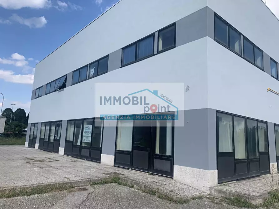 Immagine 28 di Ufficio in vendita  in via Galileo Galilei a Teolo