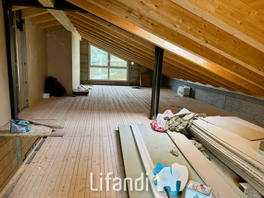 Immagine 5 di Appartamento in vendita  a Montagna .Montan.