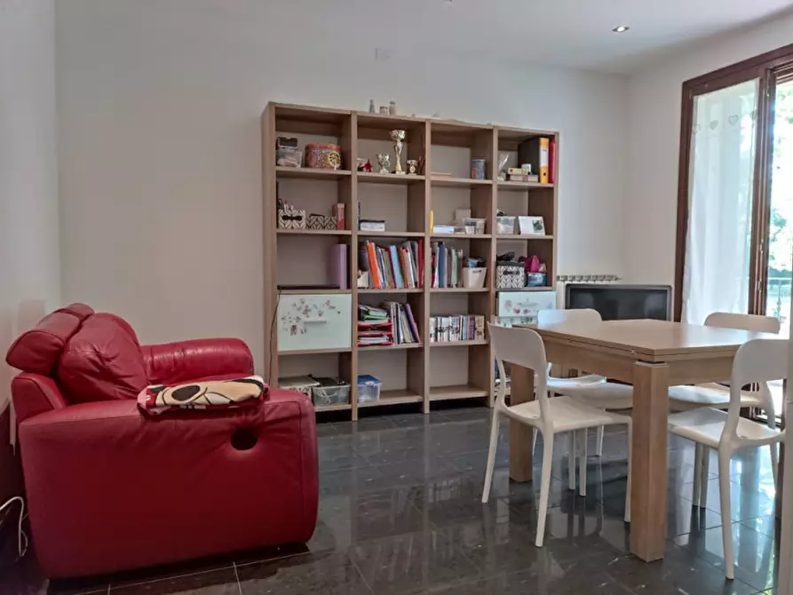 Immagine 9 di Appartamento in vendita  in Via Calbria a Venezia