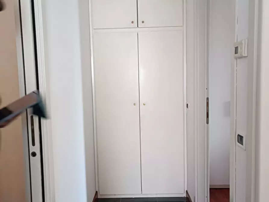 Immagine 13 di Appartamento in vendita  in Via Calbria a Venezia