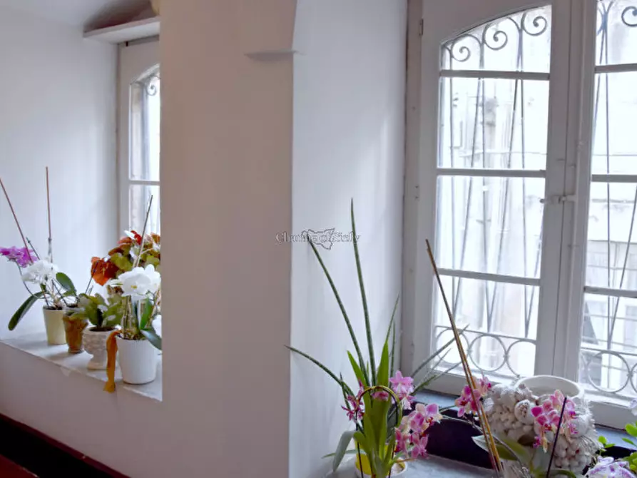 Immagine 2 di Appartamento in vendita  in PIAZZA CORRADO RIZZONE a Modica