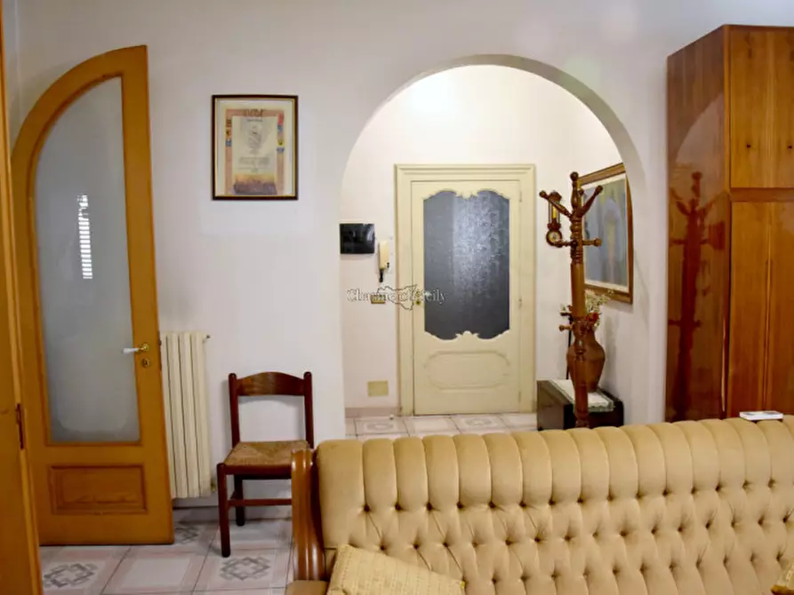 Immagine 12 di Casa indipendente in vendita  in PIAZZA CORRADO RIZZONE a Modica