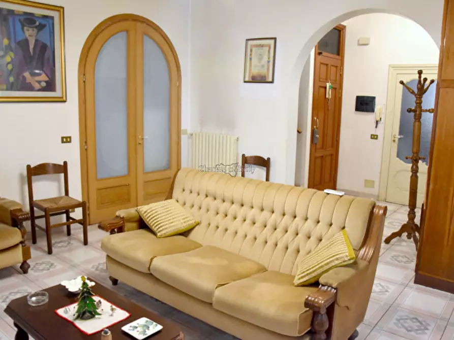 Immagine 14 di Casa indipendente in vendita  in PIAZZA CORRADO RIZZONE a Modica