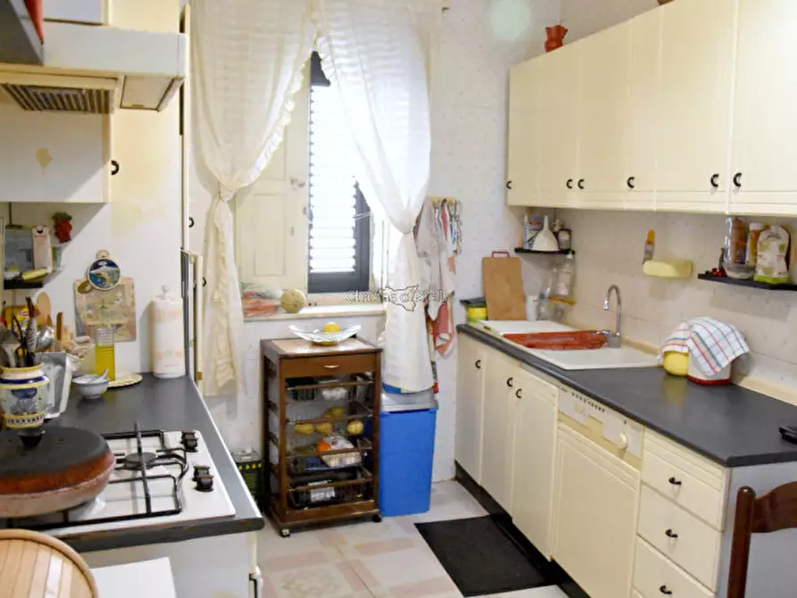 Immagine 25 di Casa indipendente in vendita  in PIAZZA CORRADO RIZZONE a Modica