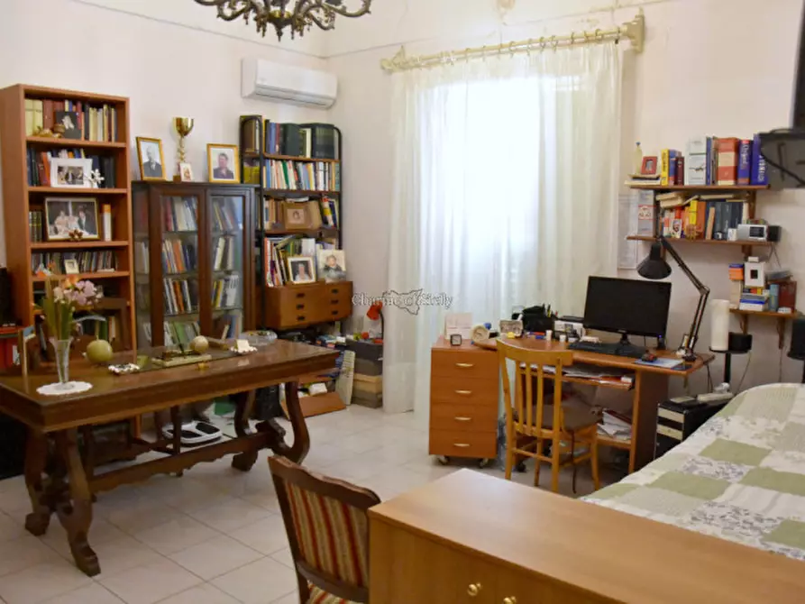 Immagine 27 di Casa indipendente in vendita  in PIAZZA CORRADO RIZZONE a Modica