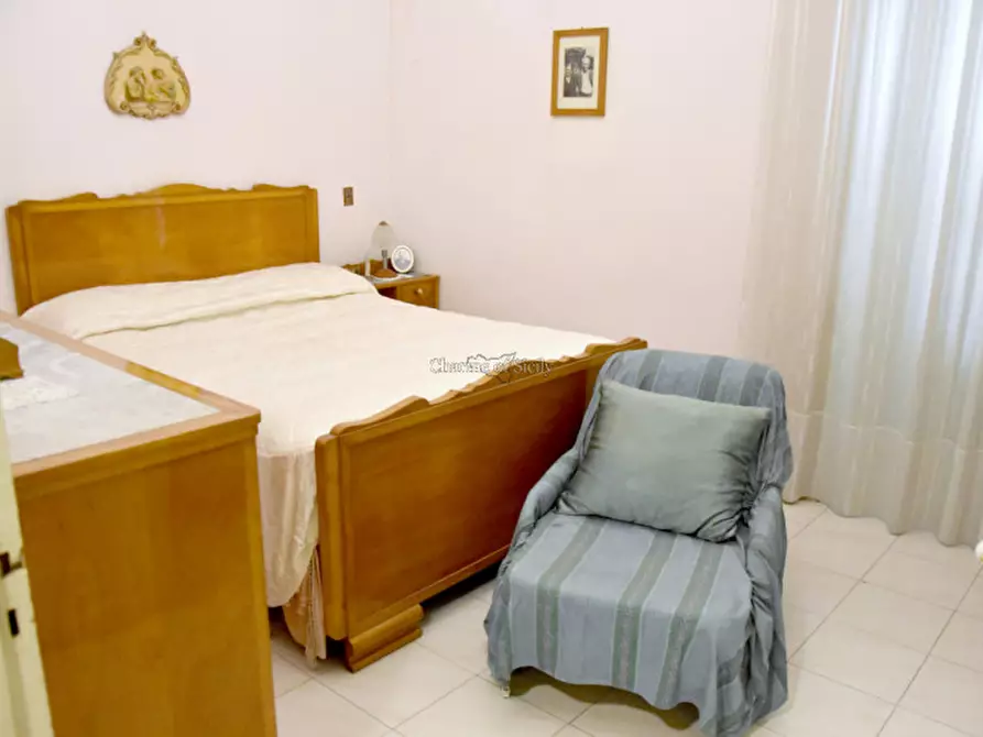 Immagine 31 di Casa indipendente in vendita  in PIAZZA CORRADO RIZZONE a Modica