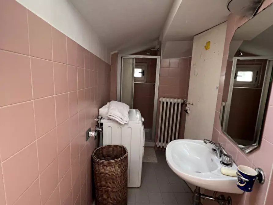 Immagine 15 di Appartamento in vendita  in Corso 2 giugno a Senigallia