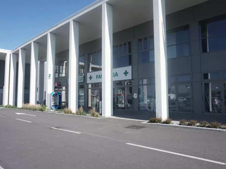 Immagine 2 di Ufficio in vendita  in Via Mantova a Sorbolo Mezzani