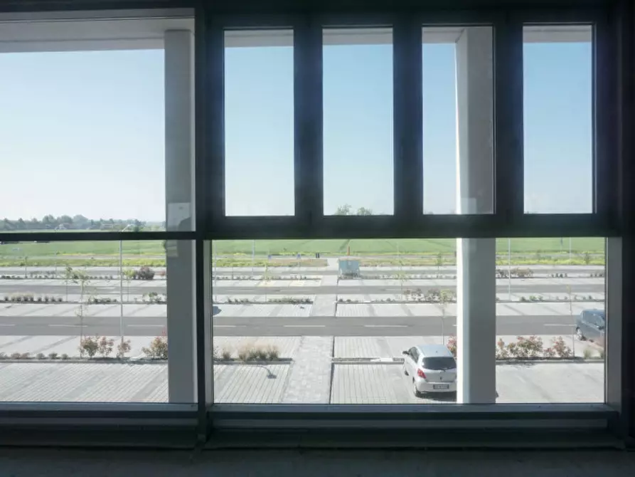 Immagine 3 di Ufficio in vendita  in Via Mantova a Sorbolo Mezzani