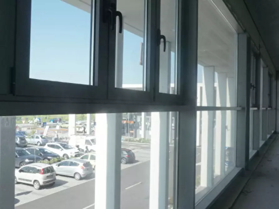 Immagine 13 di Ufficio in vendita  in Via Mantova a Sorbolo Mezzani