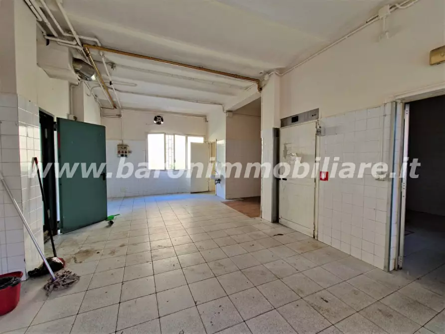 Immagine 8 di Negozio in affitto  in Via Emilia,99 a Anzola Dell'emilia