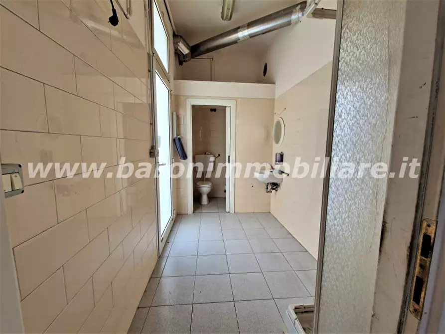 Immagine 12 di Negozio in affitto  in Via Emilia,99 a Anzola Dell'emilia
