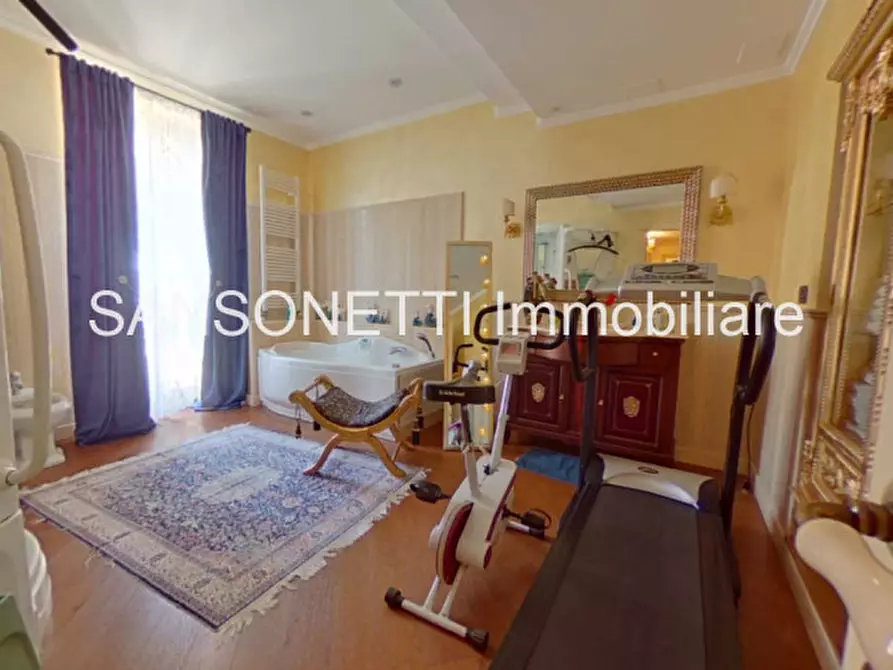 Immagine 33 di Villa in vendita  a Fasano