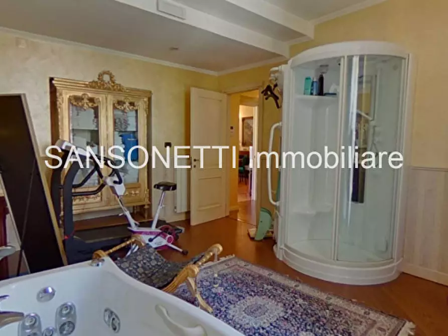 Immagine 34 di Villa in vendita  a Fasano