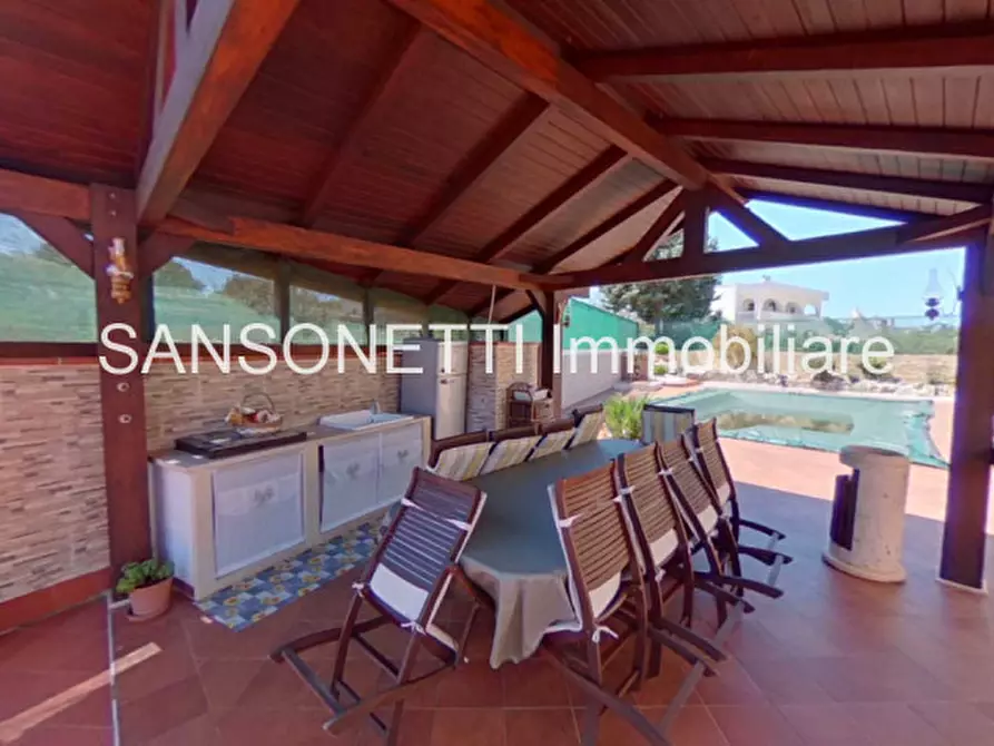 Immagine 43 di Villa in vendita  a Fasano