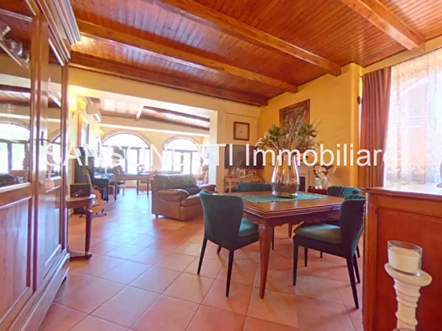 Immagine 49 di Villa in vendita  a Fasano