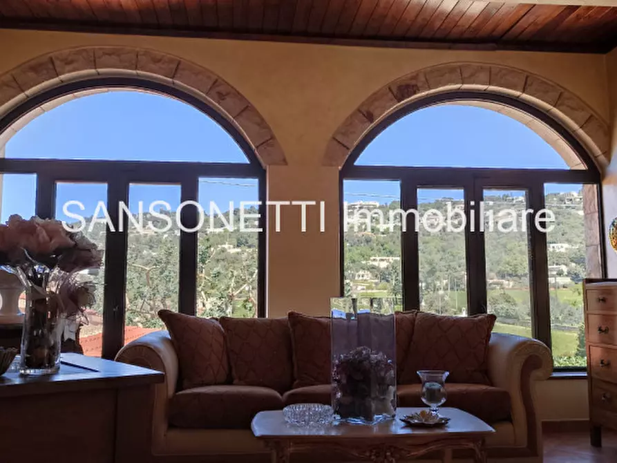 Immagine 55 di Villa in vendita  a Fasano