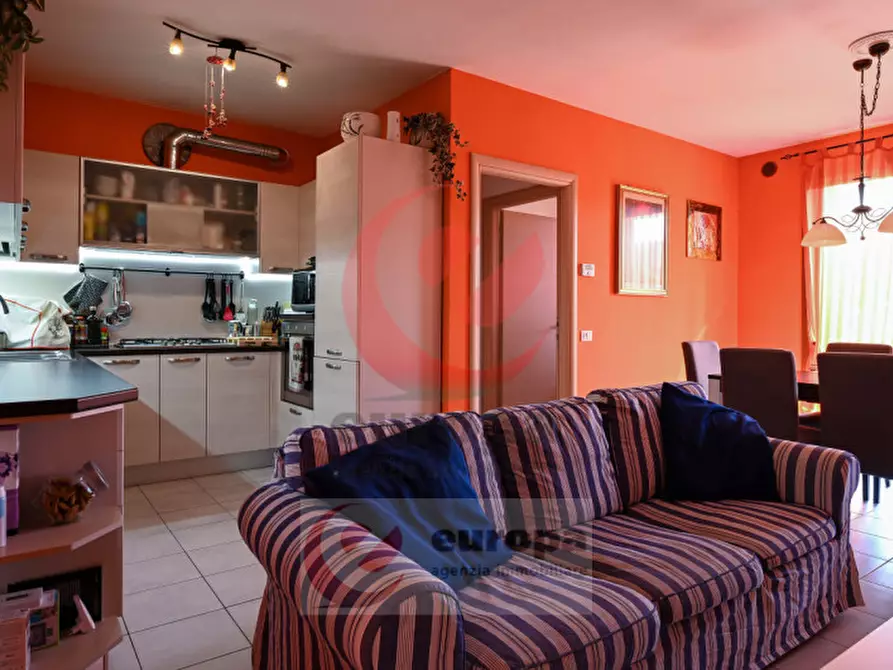 Immagine 1 di Appartamento in vendita  in Via Monte Grappa a Costabissara