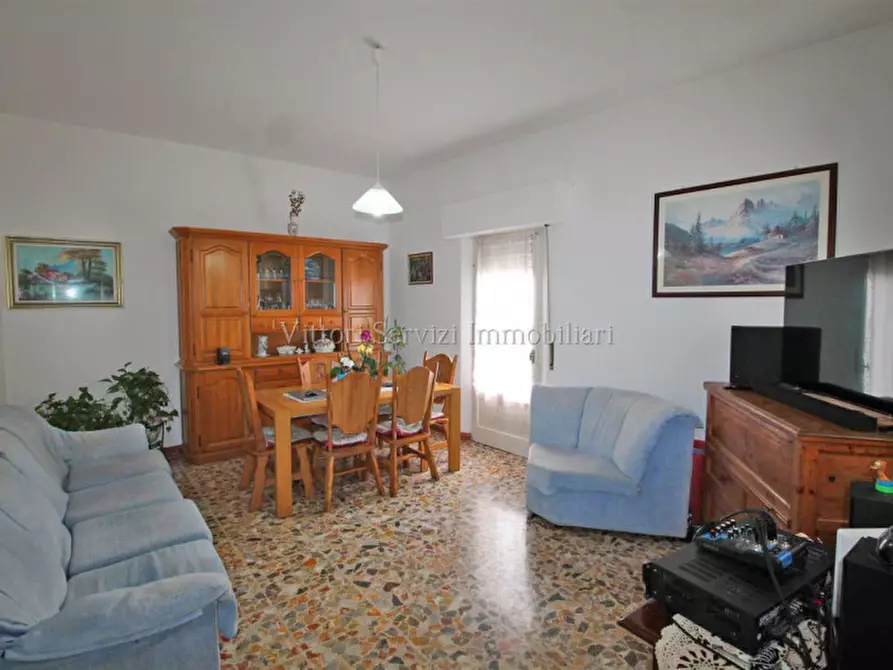 Immagine 1 di Appartamento in vendita  in via elio bernabei a Montepulciano