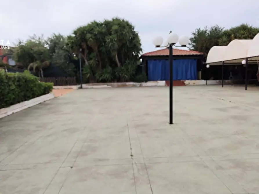 Immagine 21 di Attività commerciale in vendita  in c.da Cavoni snc a Palagonia