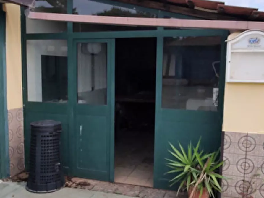 Immagine 22 di Attività commerciale in vendita  in c.da Cavoni snc a Palagonia