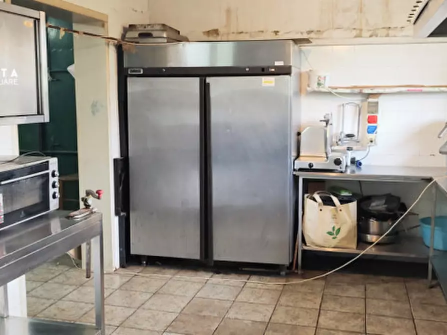 Immagine 26 di Attività commerciale in vendita  in c.da Cavoni snc a Palagonia