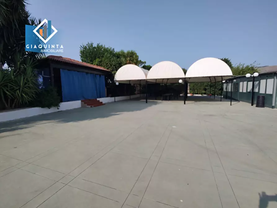 Immagine 30 di Attività commerciale in vendita  in c.da Cavoni snc a Palagonia