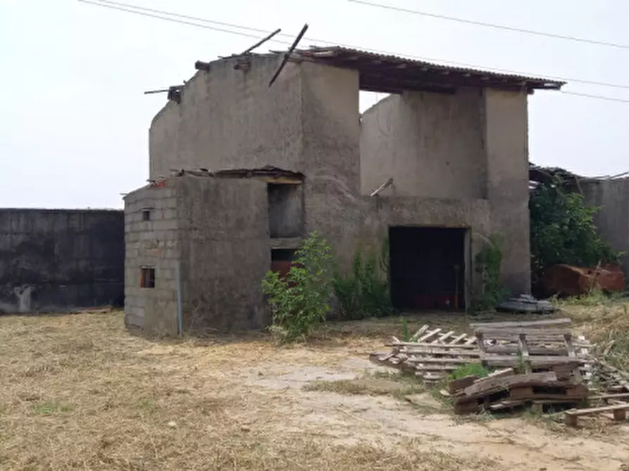 Immagine 12 di Rustico / casale in vendita  in vai medole a Castiglione Delle Stiviere