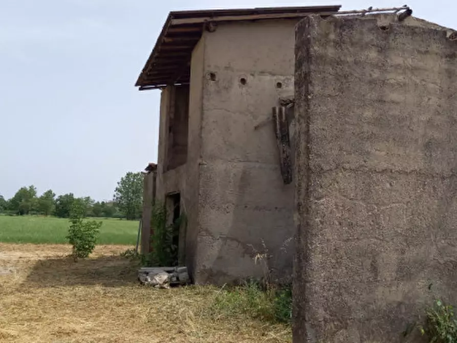 Immagine 13 di Rustico / casale in vendita  in vai medole a Castiglione Delle Stiviere